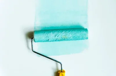 Peinture intérieure à Plounéour-Ménez — murs, plafonds et boiseries
